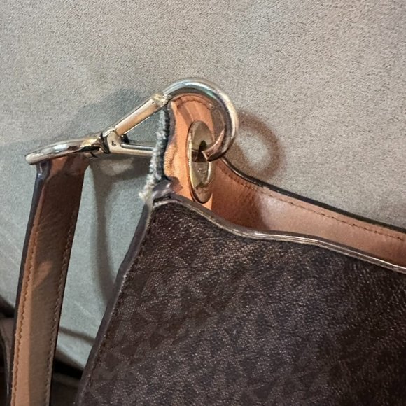 Michael Kors Bag - Picture 3 of 6